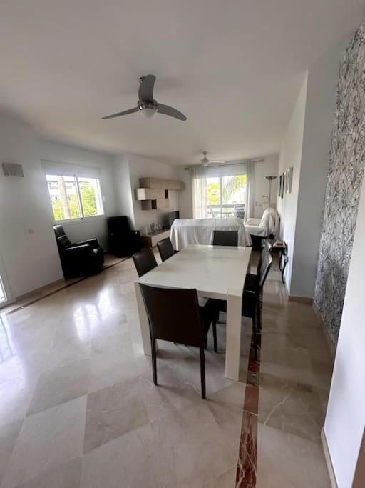 Costalita Beach Apartamento En Эстепона Экстерьер фото
