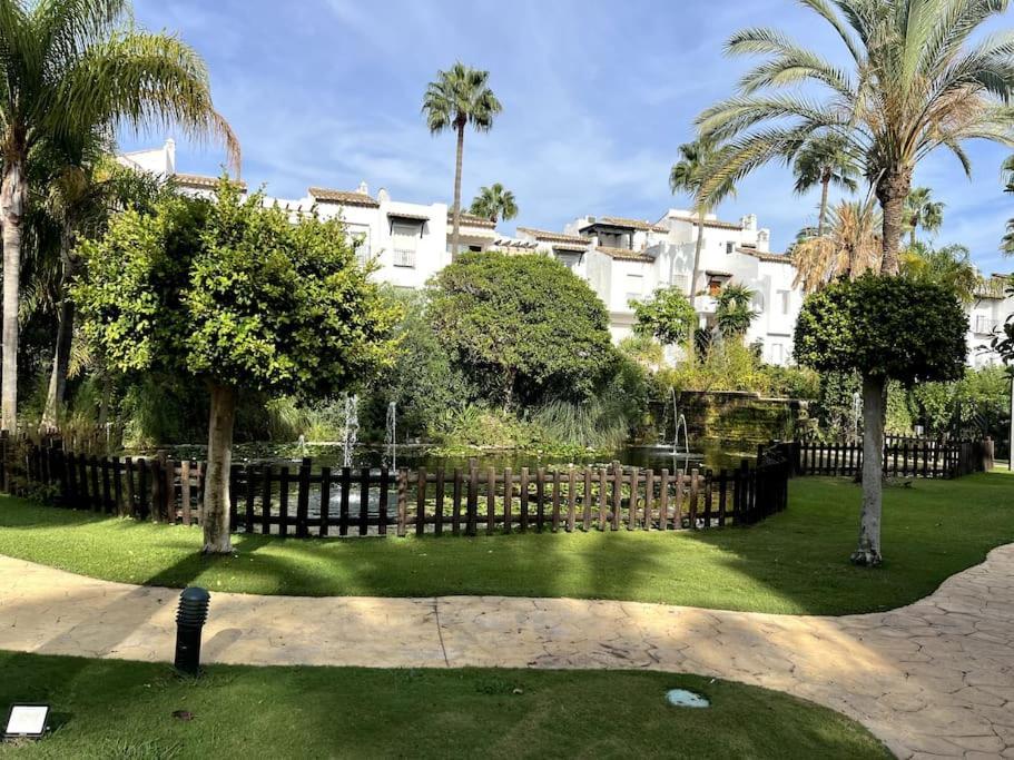 Costalita Beach Apartamento En Эстепона Экстерьер фото