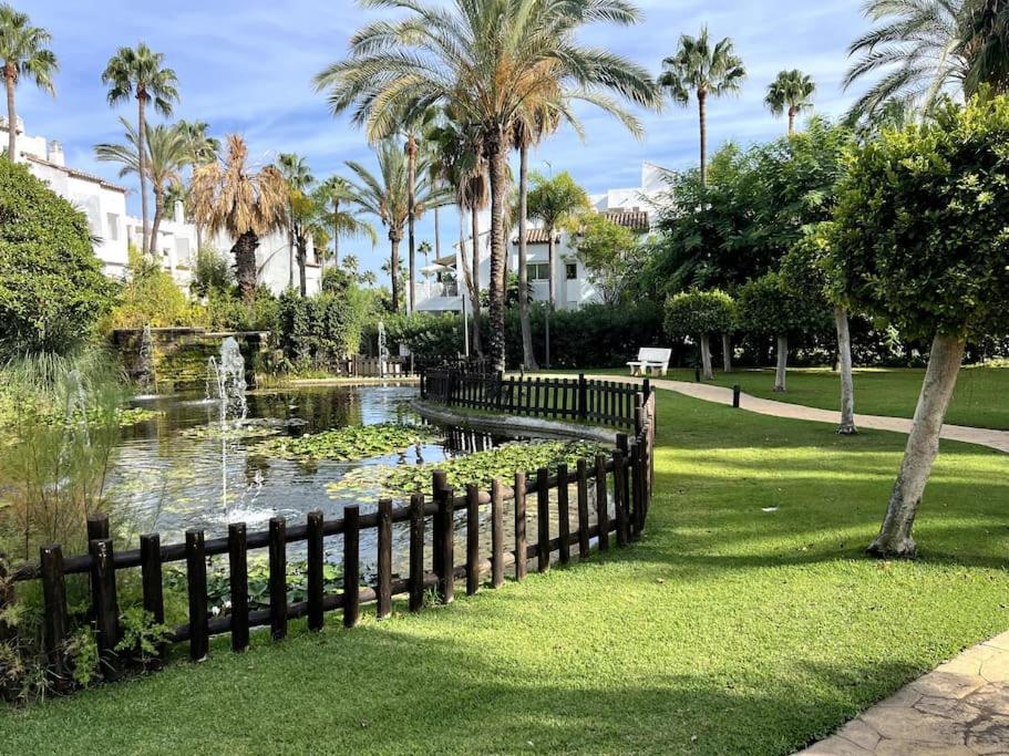 Costalita Beach Apartamento En Эстепона Экстерьер фото